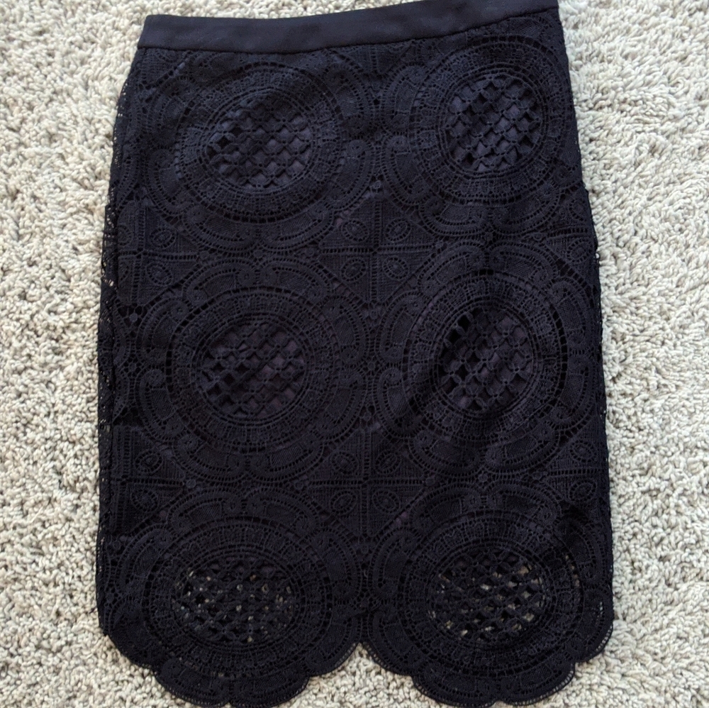 Faith and Zoe Navy Lace Skirt M